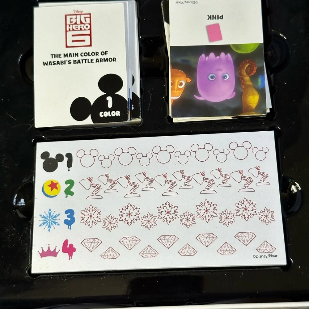 Disney Color‎ Brain Game Mickey Mouse Minnie Mouse Quiz Party Game Complete